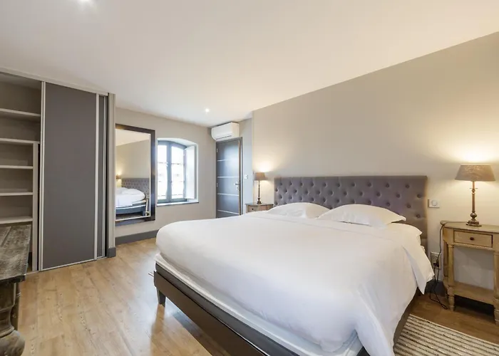 Chateau De Briante 4* Saint-Lager